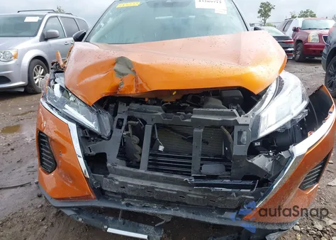 2022 Nissan Kicks Sv Xtronic Cvt from USA, damaged, VIN 3N1CP5CV6NL485335